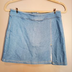 Skylar Madison Blue Jean Side-slit Skirt size: M